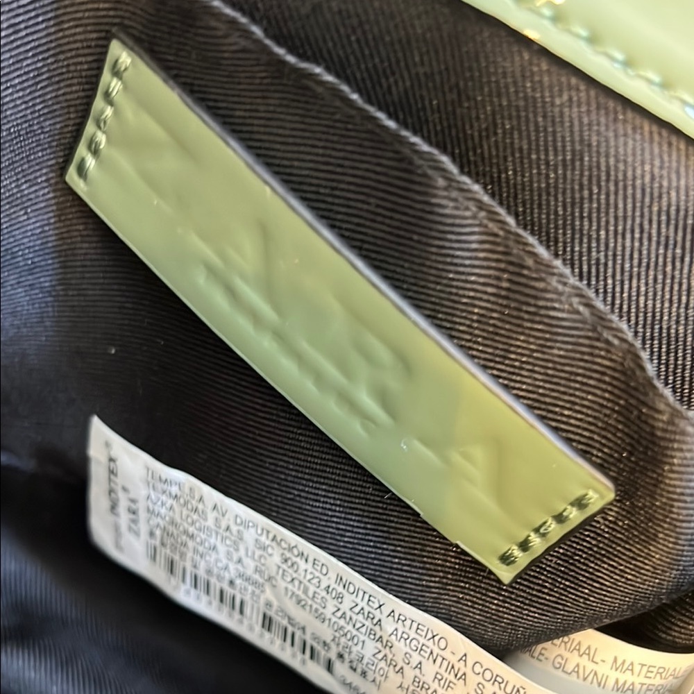 ZARA Glossy Green Shoulder Bag - Picture 2 of 9